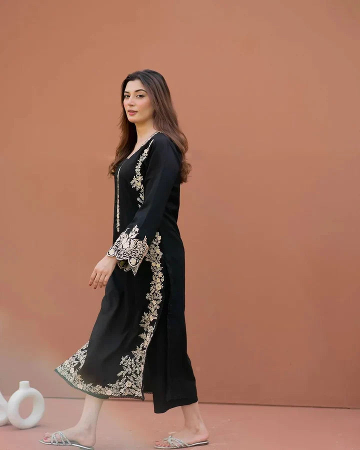 Inaya-Women's Premium Embroidered Lawn 2-Piece Suit – Black | Unstitched